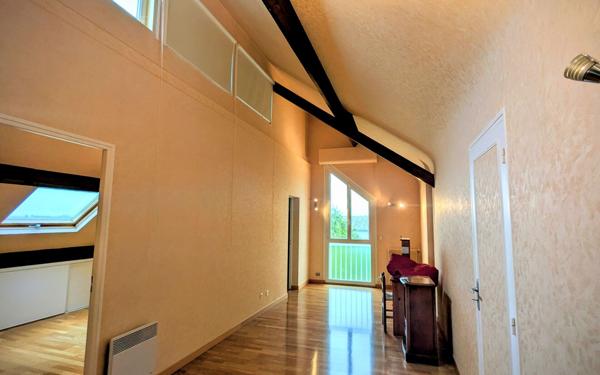 Maison à vendre    6 pièces • 226 m2 Ouzouer-le-Marché