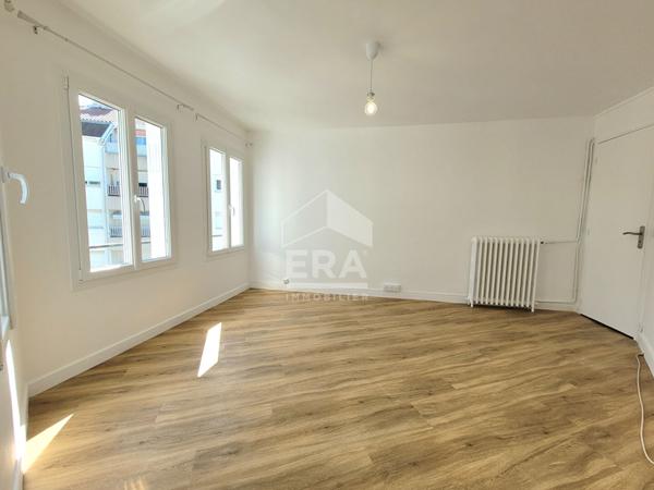 LOCATION PAU - T1 BIS de 34 m² rénové et moderne