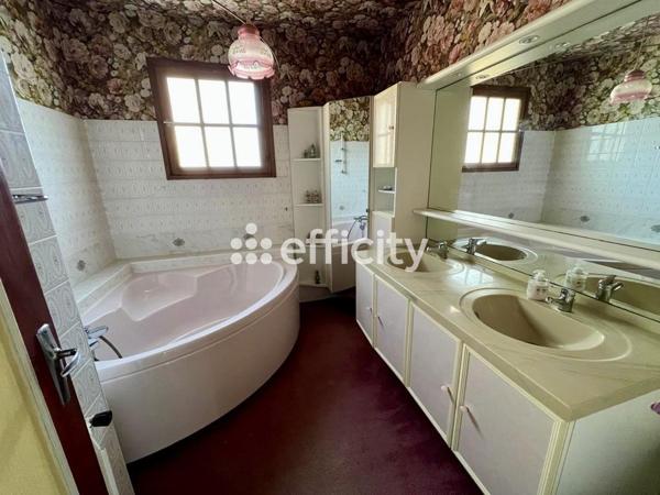 Maison 4 pièces - 118 m² Exclusivité efficity