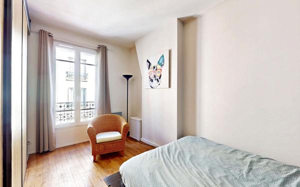 Appartement à vendre    2 pièces • 45,60 m2 Montrouge