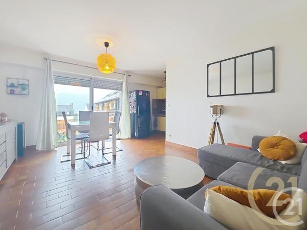 Appartement F2 à vendre  3 pièces - 70,76 m2 LILLEBONNE - 76