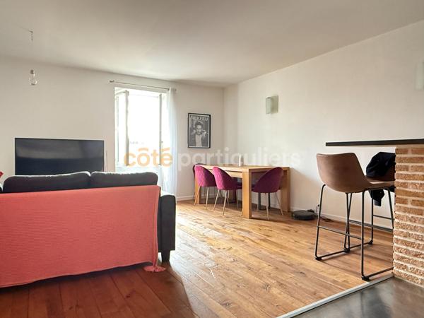 Vente
                Appartement57 m² - 3 Pièces -
                    LAVAL (53000)