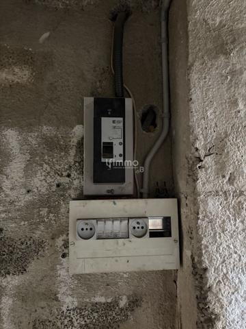 Garage avec électricité - Parc Dromel 13009