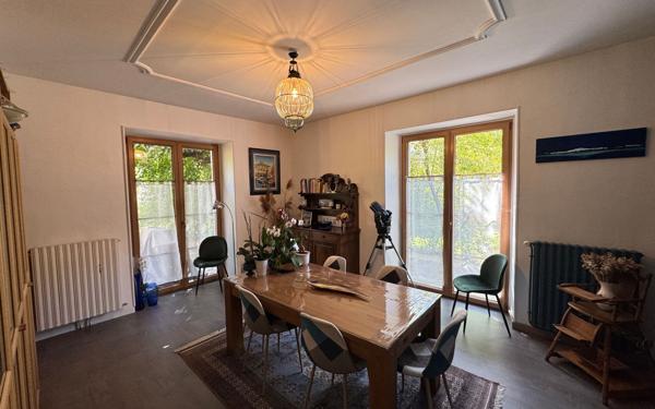 Maison à vendre    6 pièces • 245 m2 La Motte-du-Caire