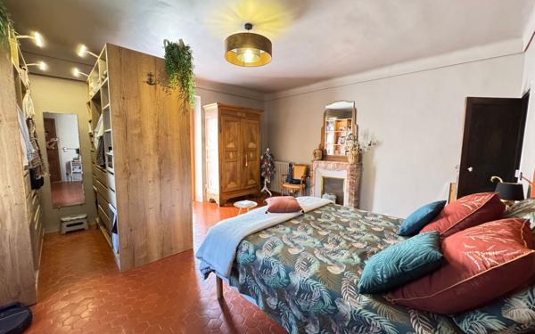 Maison à vendre    6 pièces • 245 m2 La Motte-du-Caire