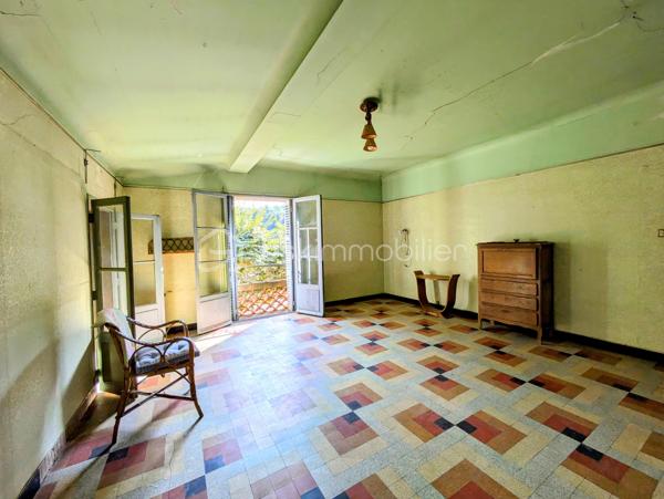 Maison de village de 182 m²