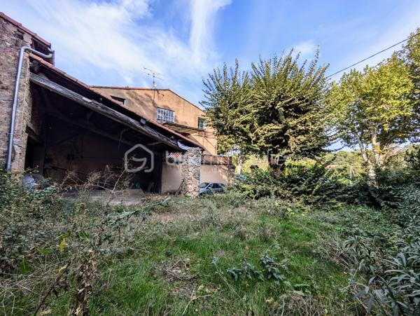 Maison de village de 182 m²