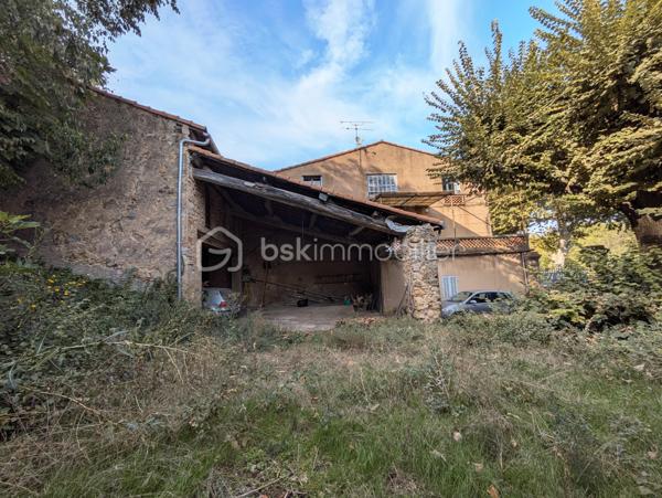 Maison de village de 182 m²