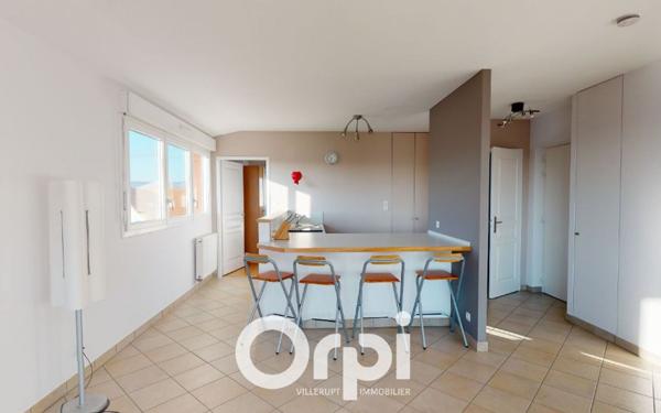 Appartement à louer    2 pièces • 60 m2 Hettange-Grande