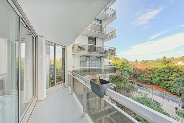 Appartement Saint Germain En Laye 3 pièce(s) 69.42 m2 280 000 € **  - Référence  18660