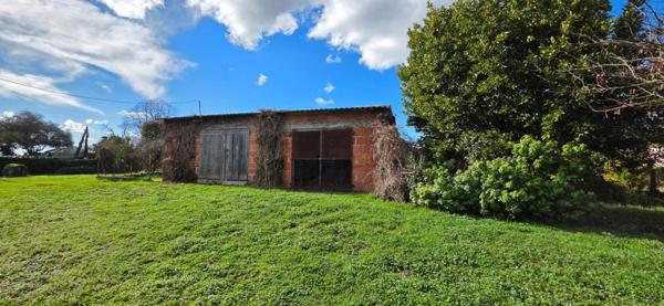 Maison 193 m² divisé en 2 habitations sur 3690 m² de jardin