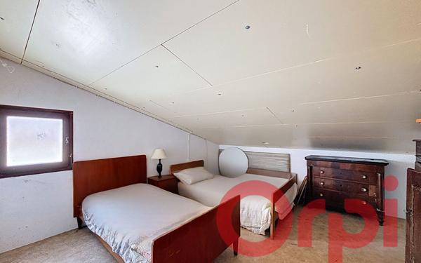 Maison à vendre    6 pièces • 147,51 m2 Estagel