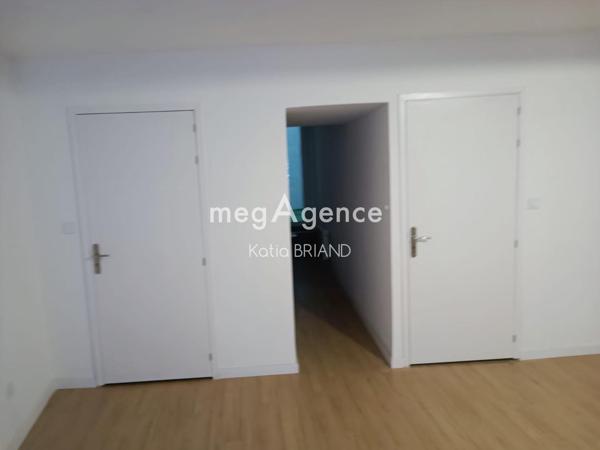Appartement à LAVAL, 53000 - 2 pièces 44m²