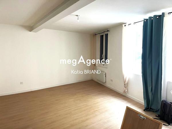 Appartement à LAVAL, 53000 - 2 pièces 44m²