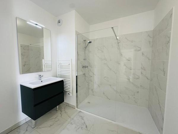 Marseille (13013) - Appartement 4 pièces 101 m2 avec terrasse et deux places parking