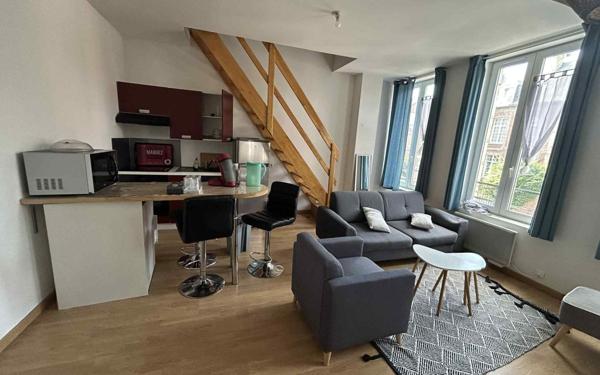 Appartement à louer    3 pièces •  La Fère