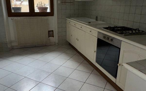 Appartement à louer    3 pièces • 58 m2 Grenoble
