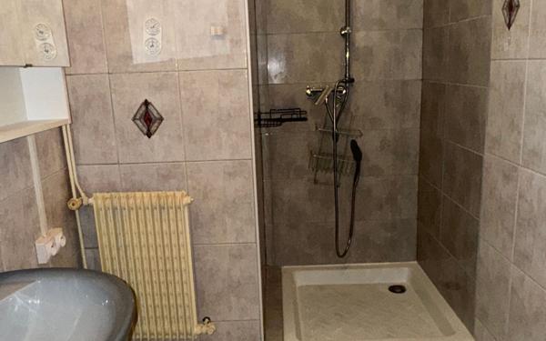 Appartement à louer    3 pièces • 58 m2 Grenoble