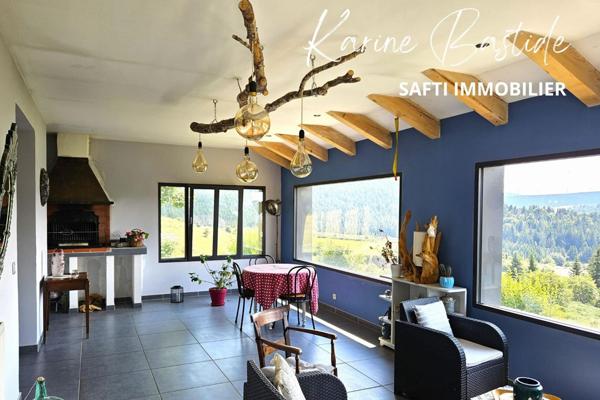 LANARCE Maison cocooning avec vue panoramique