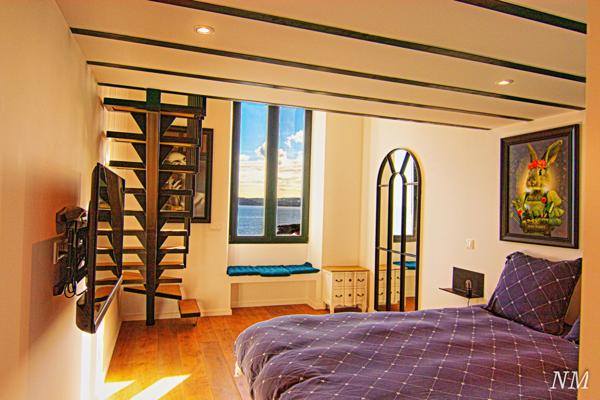 Sainte-Maxime (83120) Luxueux appartement T3 rénové vue mer panoramique centre Sainte-Maxime