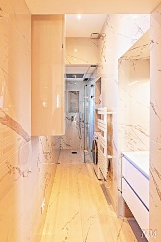 Sainte-Maxime (83120) Luxueux appartement T3 rénové vue mer panoramique centre Sainte-Maxime