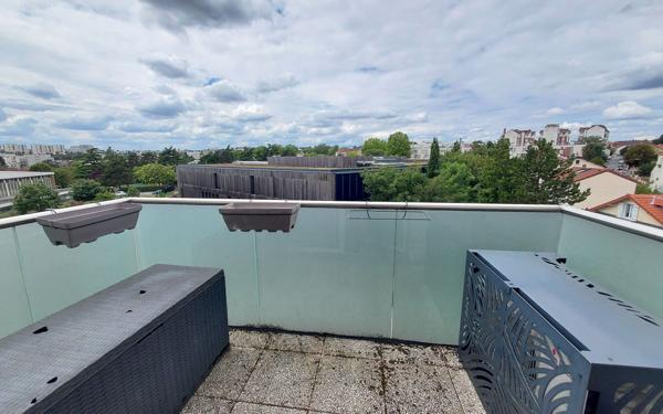 Appartement à vendre    5 pièces • 104,54 m2 Rosny-sous-Bois