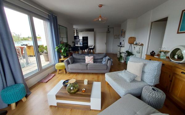 Appartement à vendre    5 pièces • 104,54 m2 Rosny-sous-Bois
