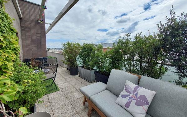 Appartement à vendre    5 pièces • 104,54 m2 Rosny-sous-Bois