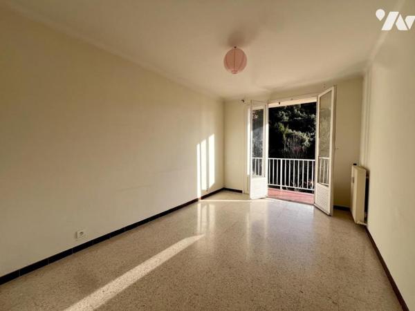 GRASSE, Rés. Les Jardins de Grasse - La Marjolaine. Appartement 3p au 4e ét. avec pking et cave.