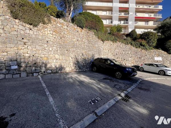 GRASSE, Rés. Les Jardins de Grasse - La Marjolaine. Appartement 3p au 4e ét. avec pking et cave.
