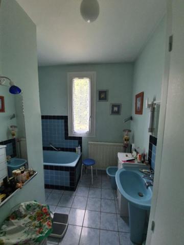 Maison 3 chambres 110 m2 sur beau terrain clos et arboré