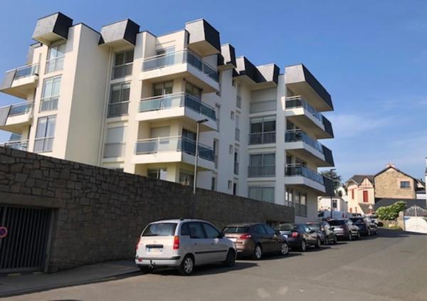 ST QUAY-PORTRIEUX- Proche du port et plage - type 2 .