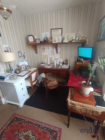 MAISON DE VILLE ET COMMERCE LOUE