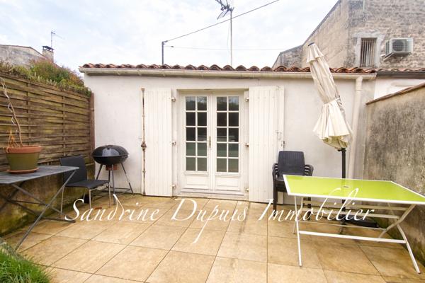 Saintes (17100) Maison de charme à l’esprit loft – Centre-ville à pied