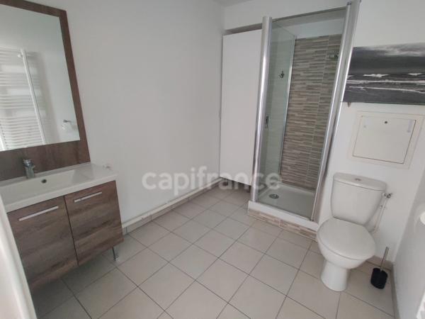 Dpt Essonne (91), à vendre MONTLHERY appartement T1