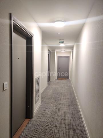 Dpt Essonne (91), à vendre MONTLHERY appartement T1