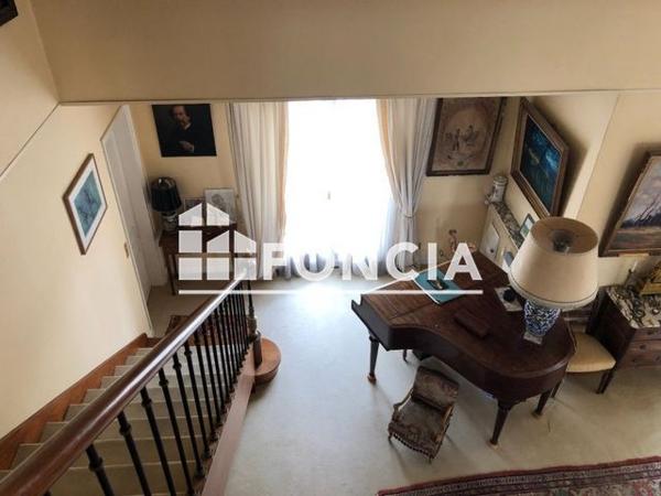 Appartement 9 pièces T9 F9 249.61 m² à Evreux 27000 à vendre