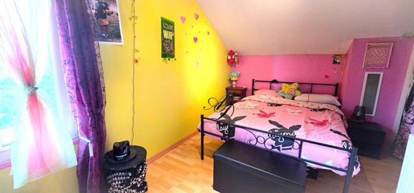 Maison familiale 5 pièces avec sous-sol aménagé, jardin arboré et prestations rares, env. 106 m² habitables / 186 m² au sol