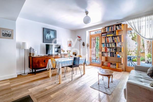 Le Bois - Rez-de-jardin 3 pièces de 69 m² avec 269 m² d'extérieur