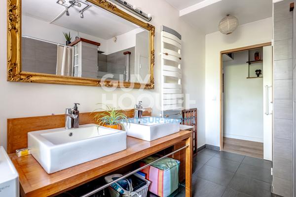 Le Bois - Rez-de-jardin 3 pièces de 69 m² avec 269 m² d'extérieur