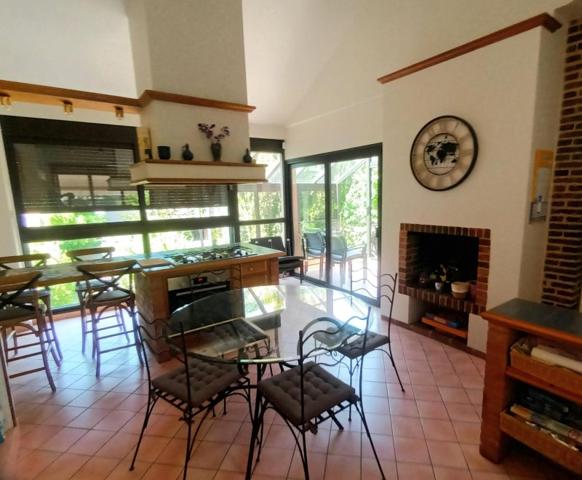 Vente / Propriété à Auxerre (89000)