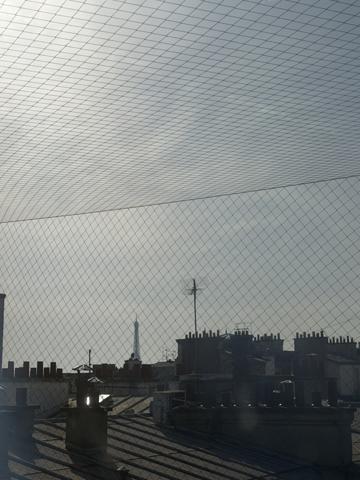 Paris (75017) Grand charme pour ce studio en relation avec la Tour Eiffel