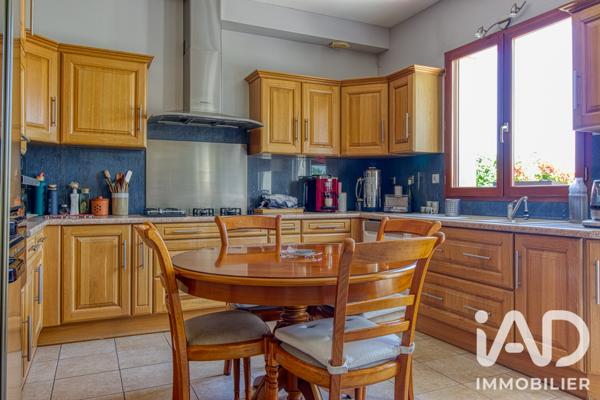 Maison à vendre 6 pièces 134,5 m² Saint-Leu-la-Forêt