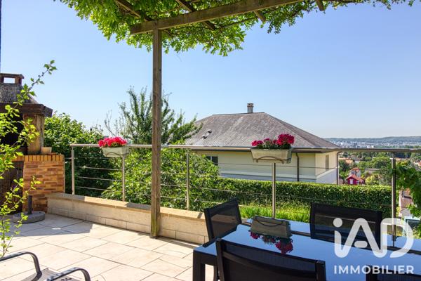 Maison à vendre 6 pièces 134,5 m² Saint-Leu-la-Forêt