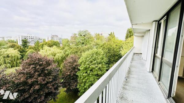 Appartement 4/5 pièces avec grand balcon – Chelles