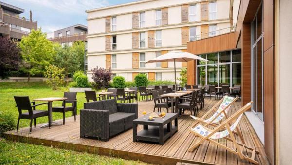 **Investissement LMNP clé en main – Studio 19,4 m² à Résidhome Paris-Guyancourt, rendement 6,5 %**