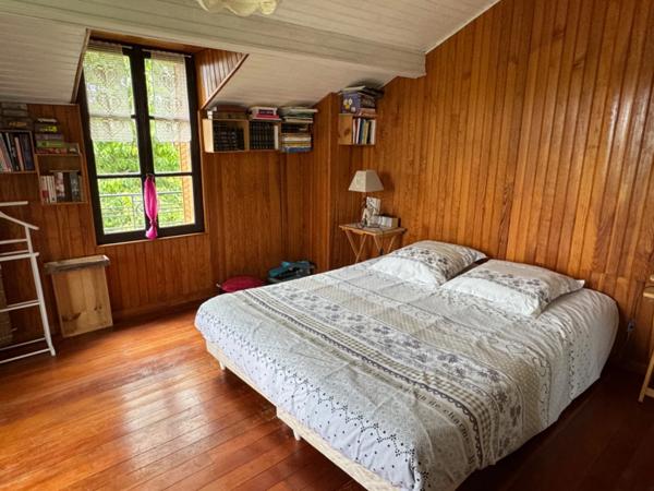 MAISON DE CARACTÈRE DANS UN CADRE UNIQUE