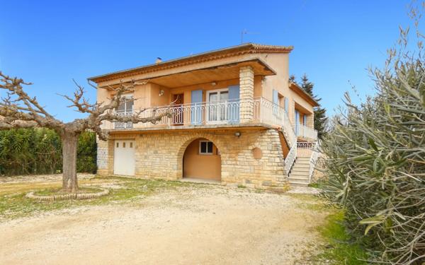 Maison à vendre    6 pièces • 133 m2 Tresques