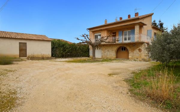 Maison à vendre    6 pièces • 133 m2 Tresques