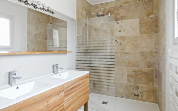 Maison à vendre    6 pièces • 133 m2 Tresques